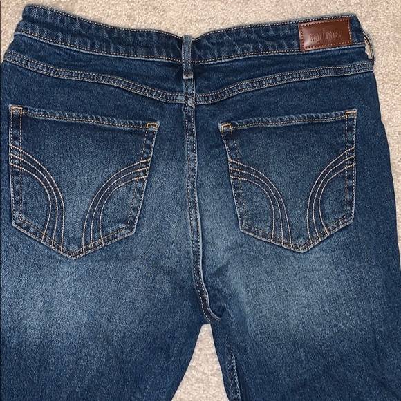 🔴 SOLD🔴 Hollister dark wash high rise skinny - Picture 6 of 6